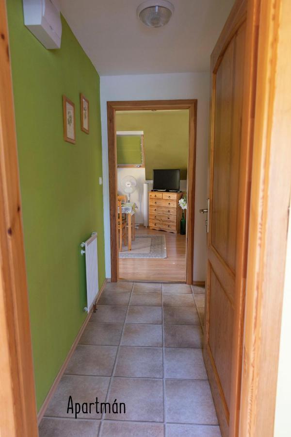 Ferienwohnung Vyprachtice L.V. Exterior foto